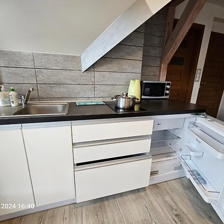 Renatka Przy Plazy Apartment