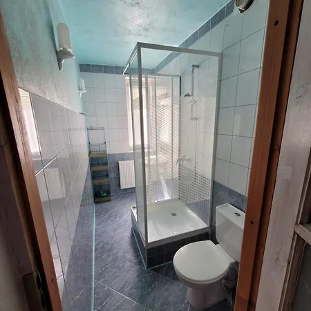 Renatka Przy Plazy Apartment Unieście