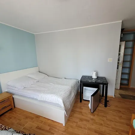 Renatka Przy Plazy Unieście